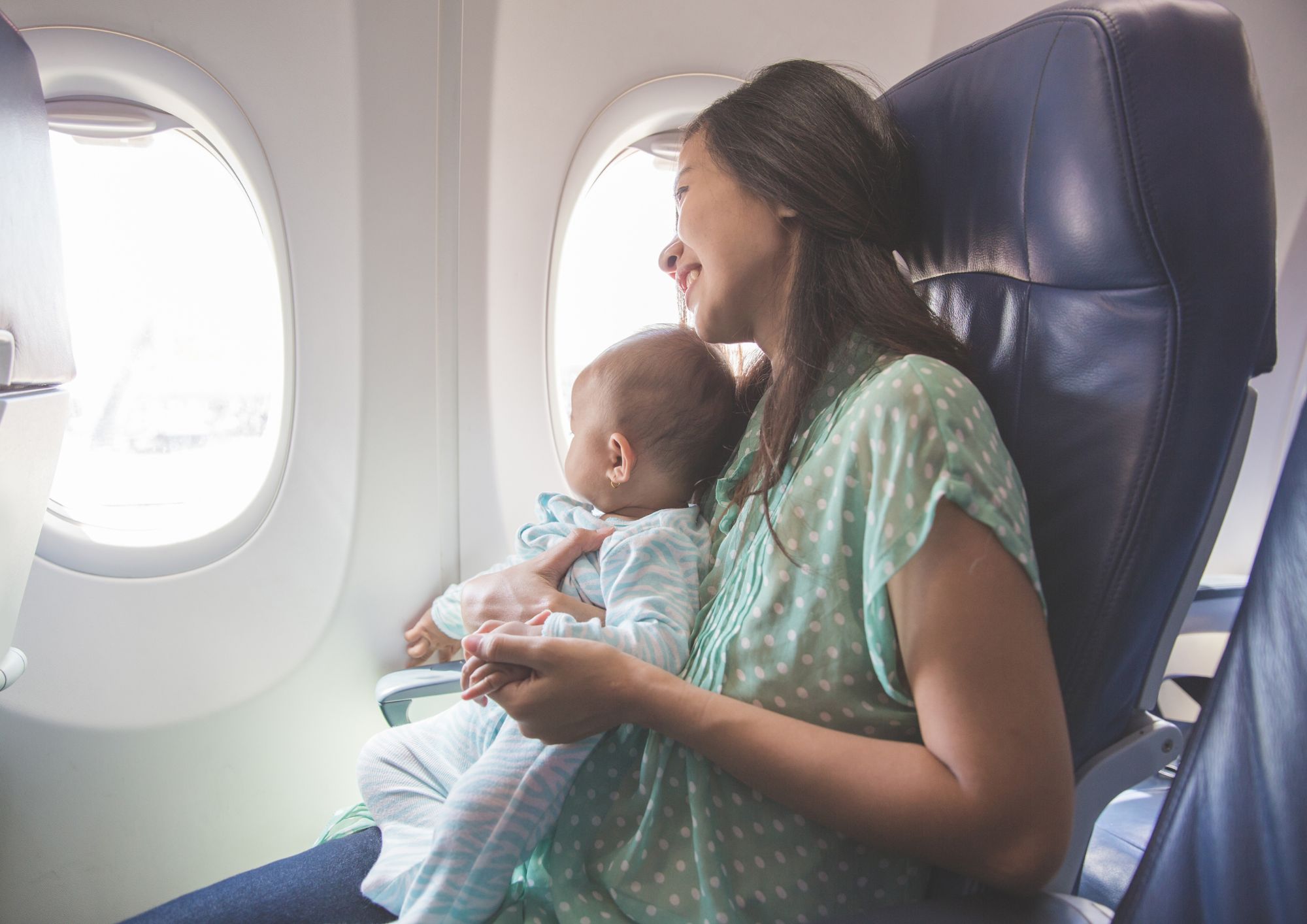 טיסה עם תינוק
